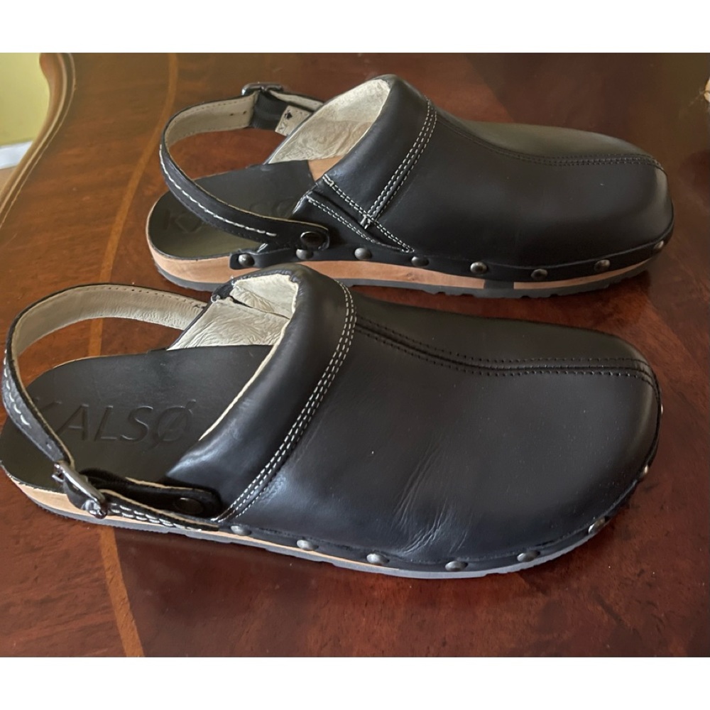 Kalso Earth Kalso Shanti Clog in Black Leather